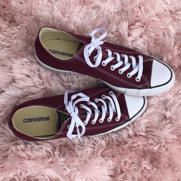 Converse Other - Maroon Converse